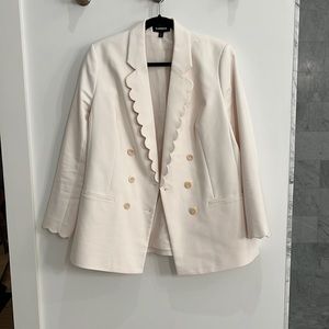 Cream scalloped blazer